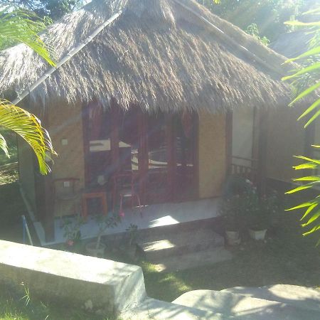 Airas' Garden Homestay Eco Bungalows Kuta  المظهر الخارجي الصورة
