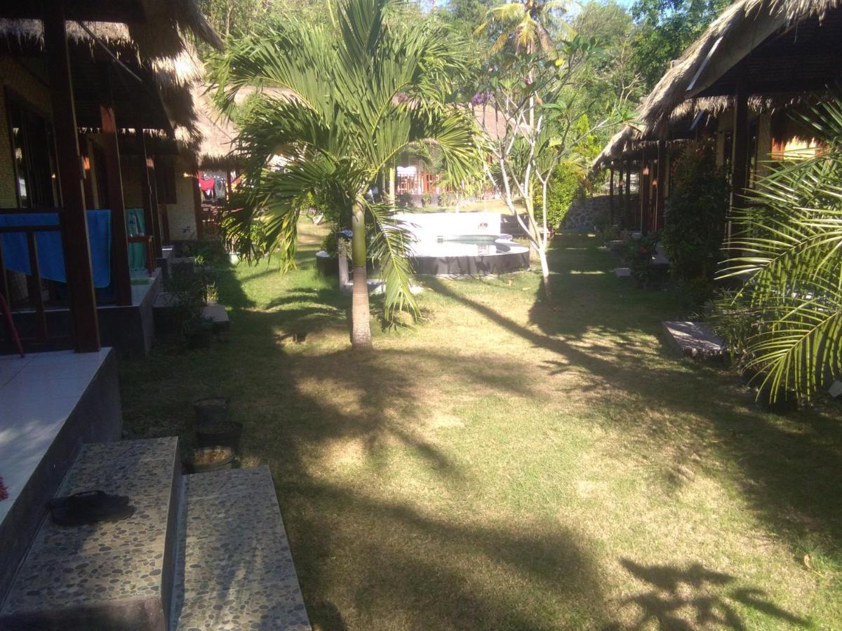 Airas' Garden Homestay Eco Bungalows Kuta  المظهر الخارجي الصورة